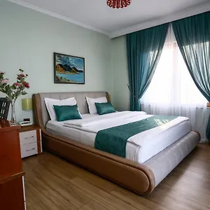 **** Resort Eklips Albanië